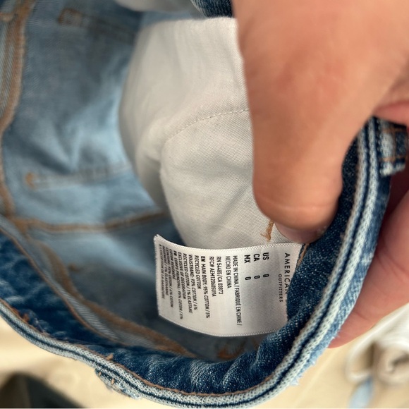 American Eagle shorts - Picture 3 of 4